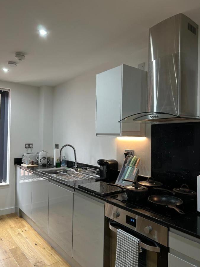 דירות Contemporary 2Br In Birmingham City Center מראה חיצוני תמונה